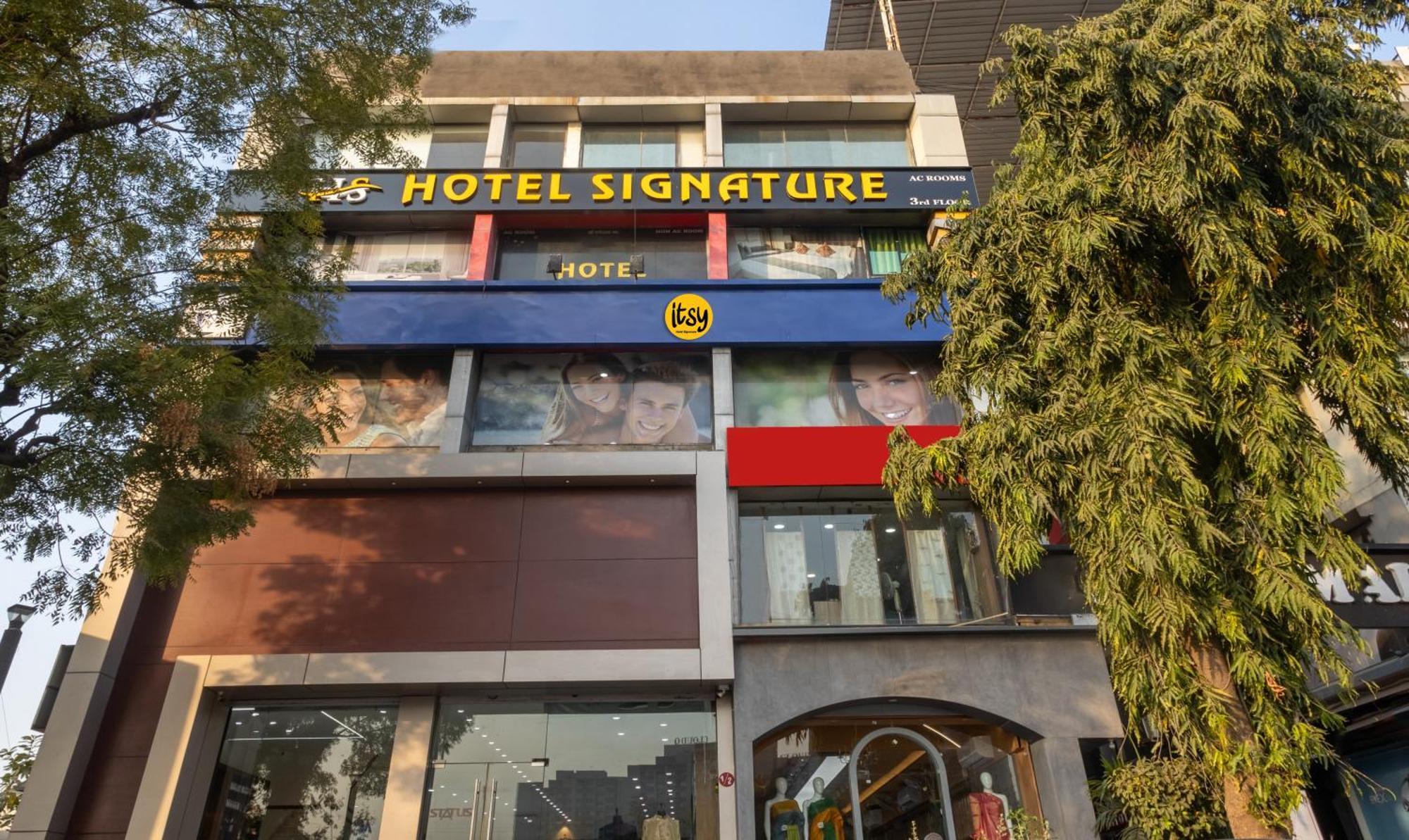 Itsy Hotels Signature, Nehru Nagar Ahmedabad Exterior photo